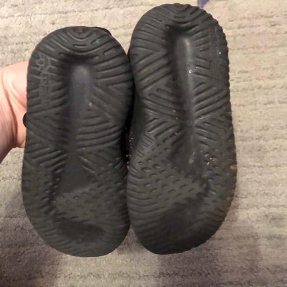 sparkle ADIDAS toddler sneakers - Picture 3 of 5